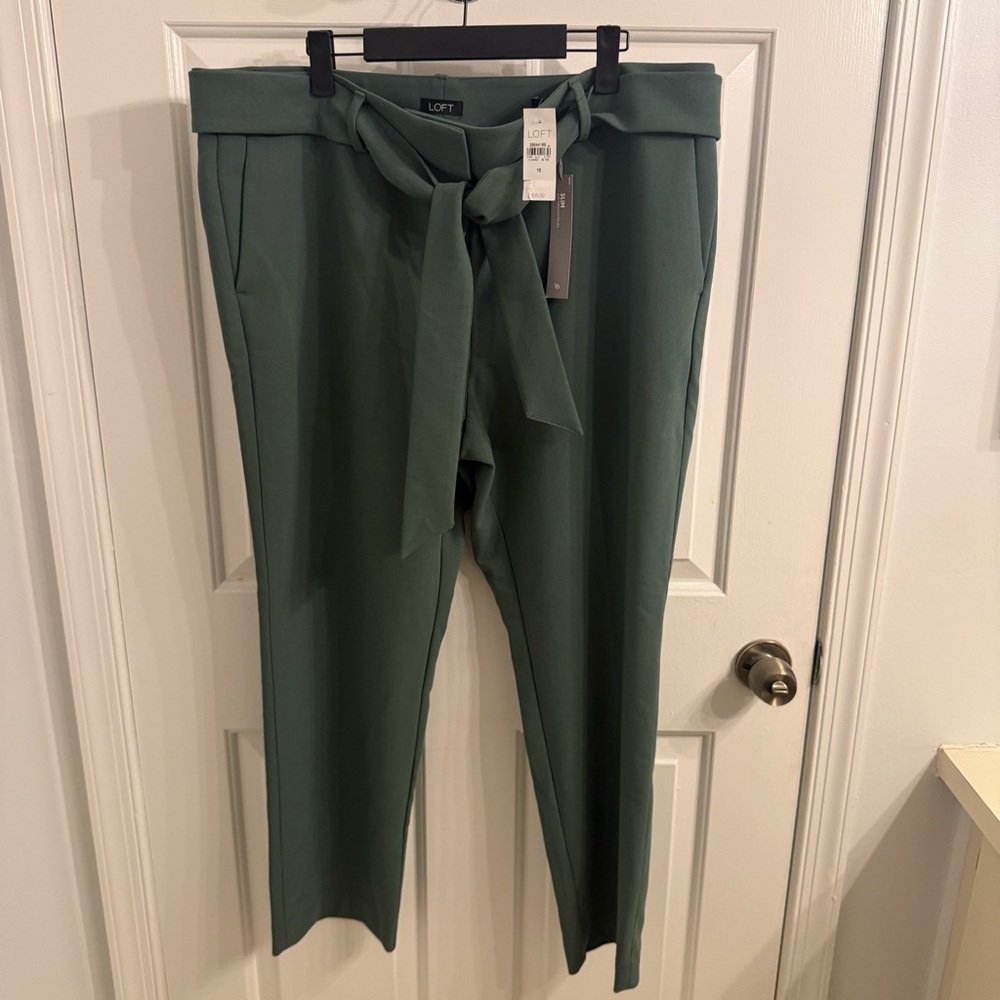 New! LOFT Women's Stylish Green Belted Trousers